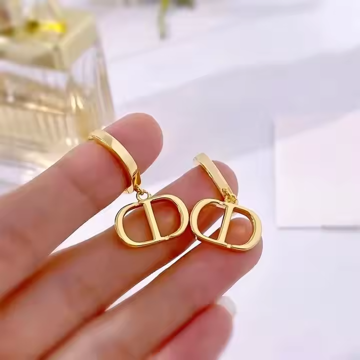 CD Earrings Gold