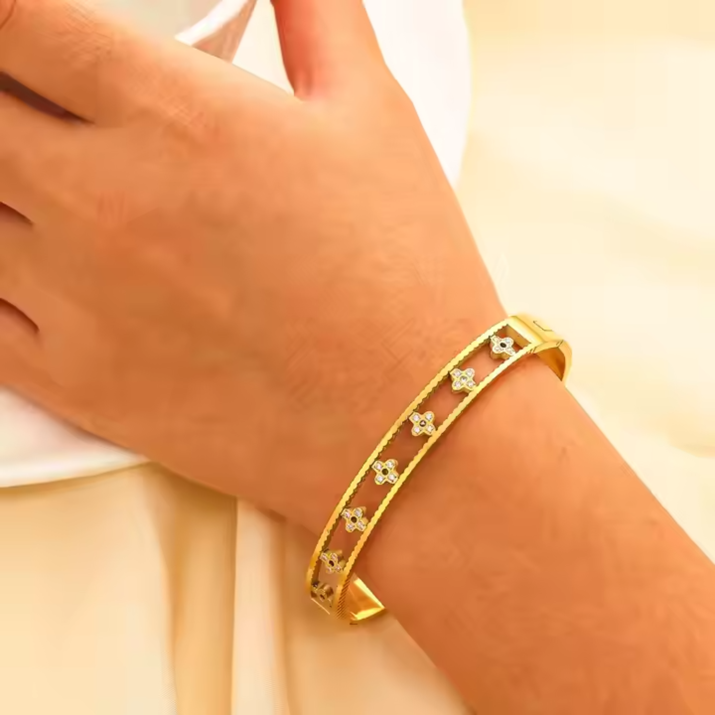 Clover Bracelet