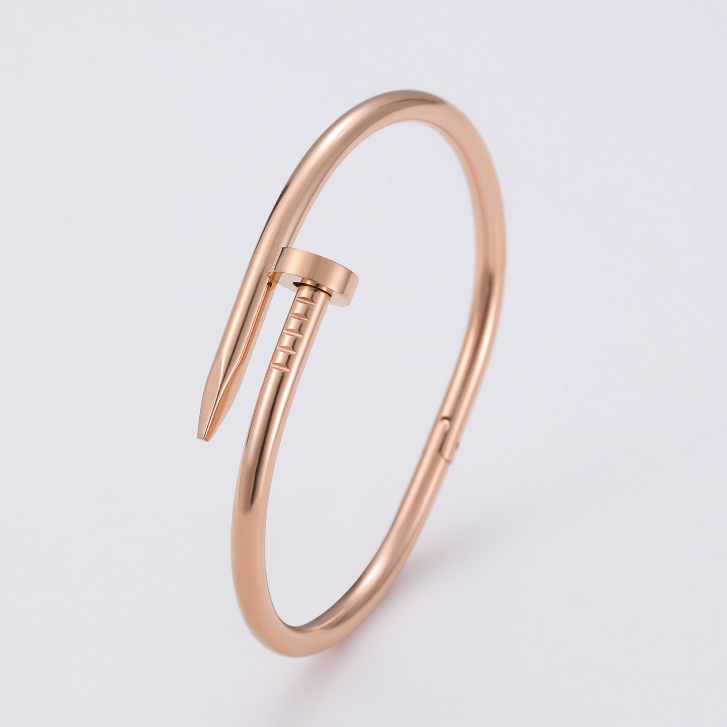 Nail Armband