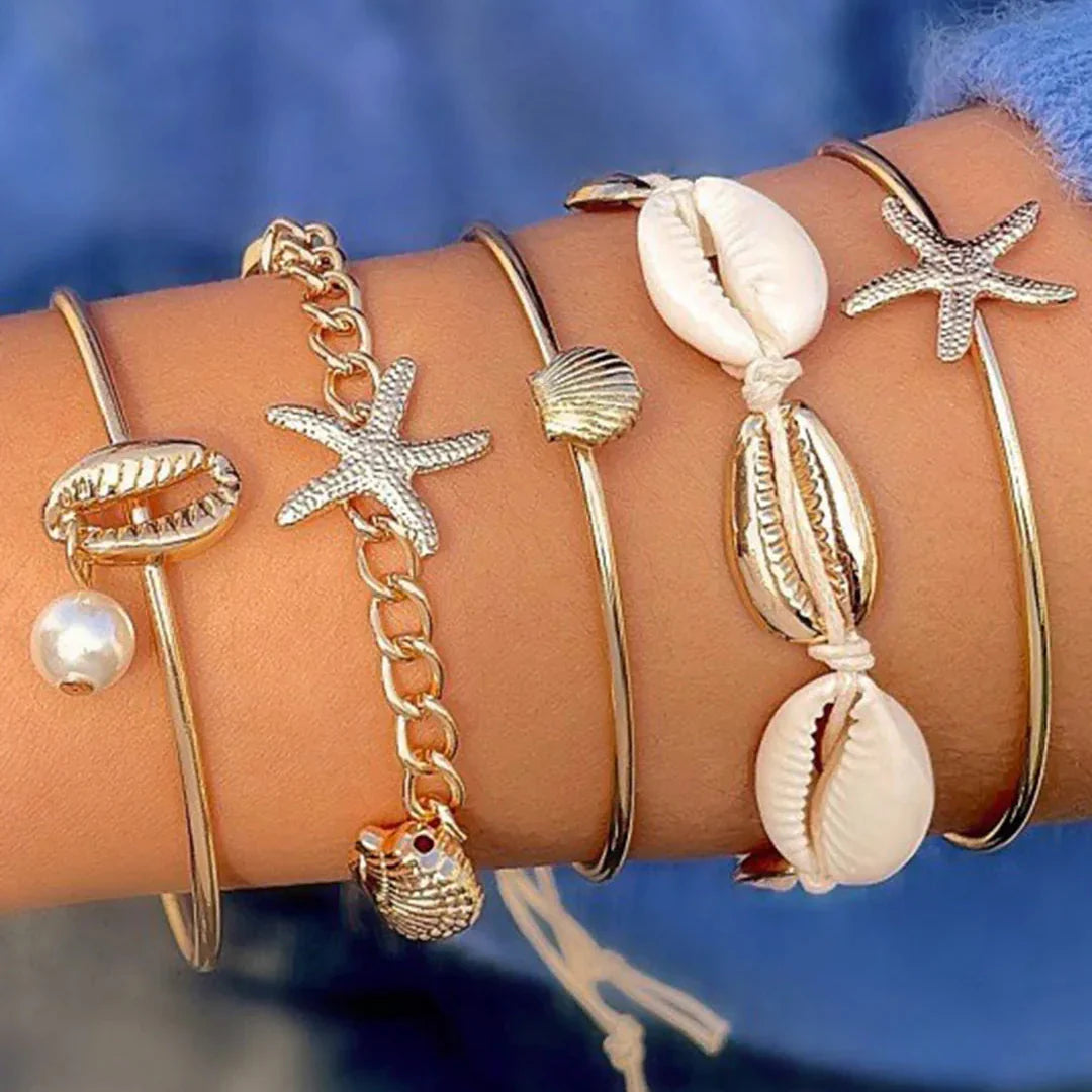 Bracelet with Shells and Starfish