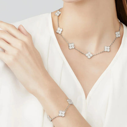 Four-leaf Clover Necklace – Lavish 10 Designs, Silver