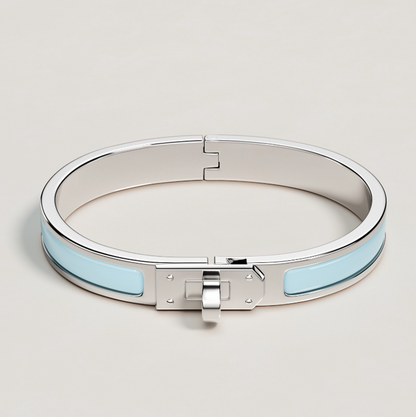 Helena Aada Bangle