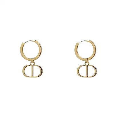 CD Earrings Gold