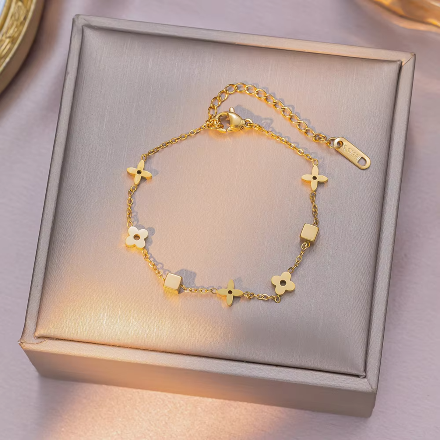 Clover Diamond Bracelet