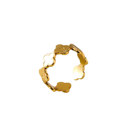 Clover Metal Ring