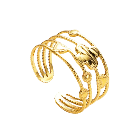 Clover Ring