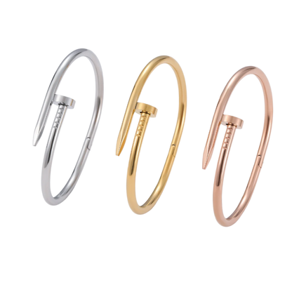 Nail Armband
