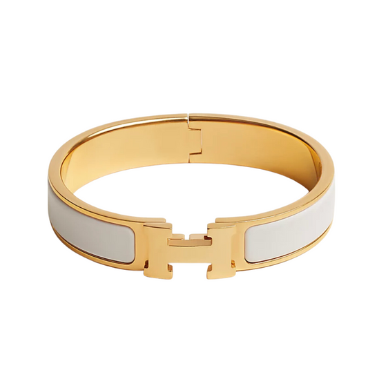 Helena Bangle