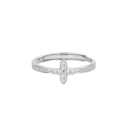 Donatella Ring
