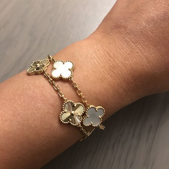 Four-leaf Clover Lucky Gold Bracelet